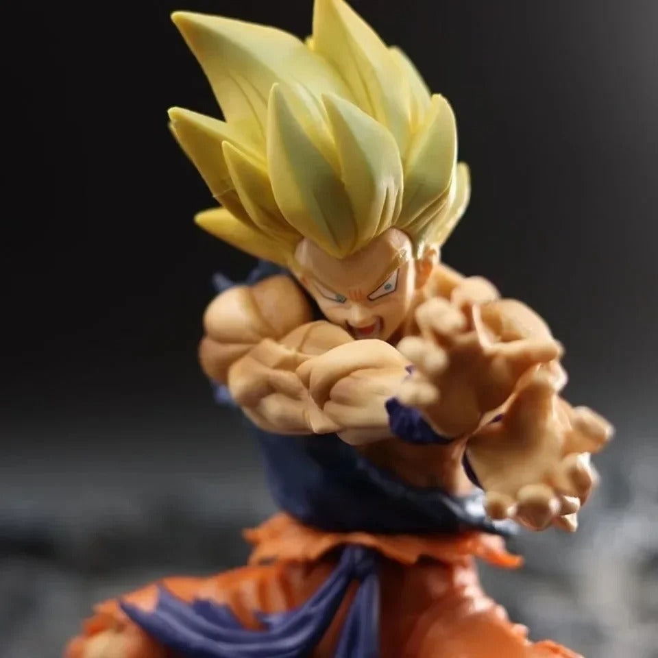 Super Saiyan Goku Dragon Ball Z Action Figure -6"